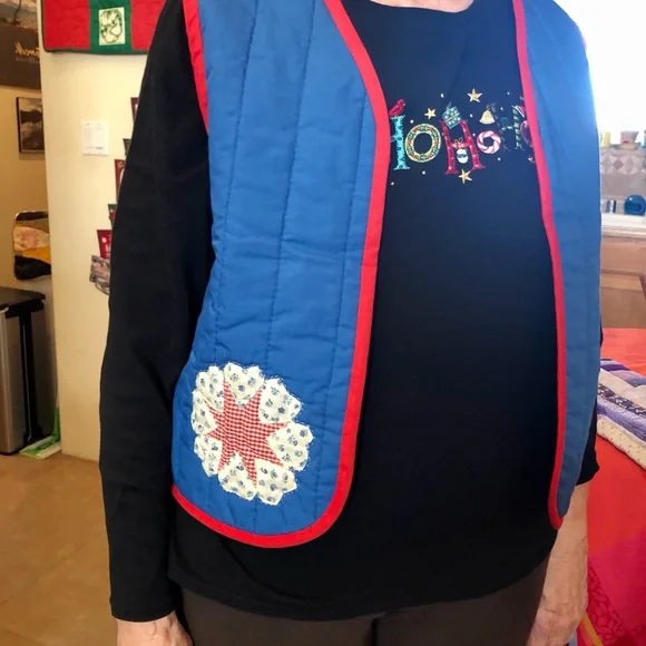 BOHO CHIC Vintage Hand Quilted Stars & Hearts Vest - Picture 3 of 6